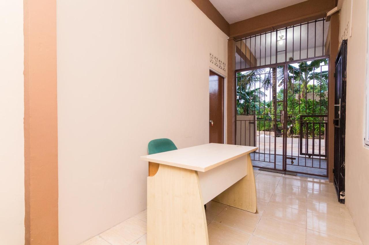 Oyo Life 2579 Kost Anggun 2 Batam
