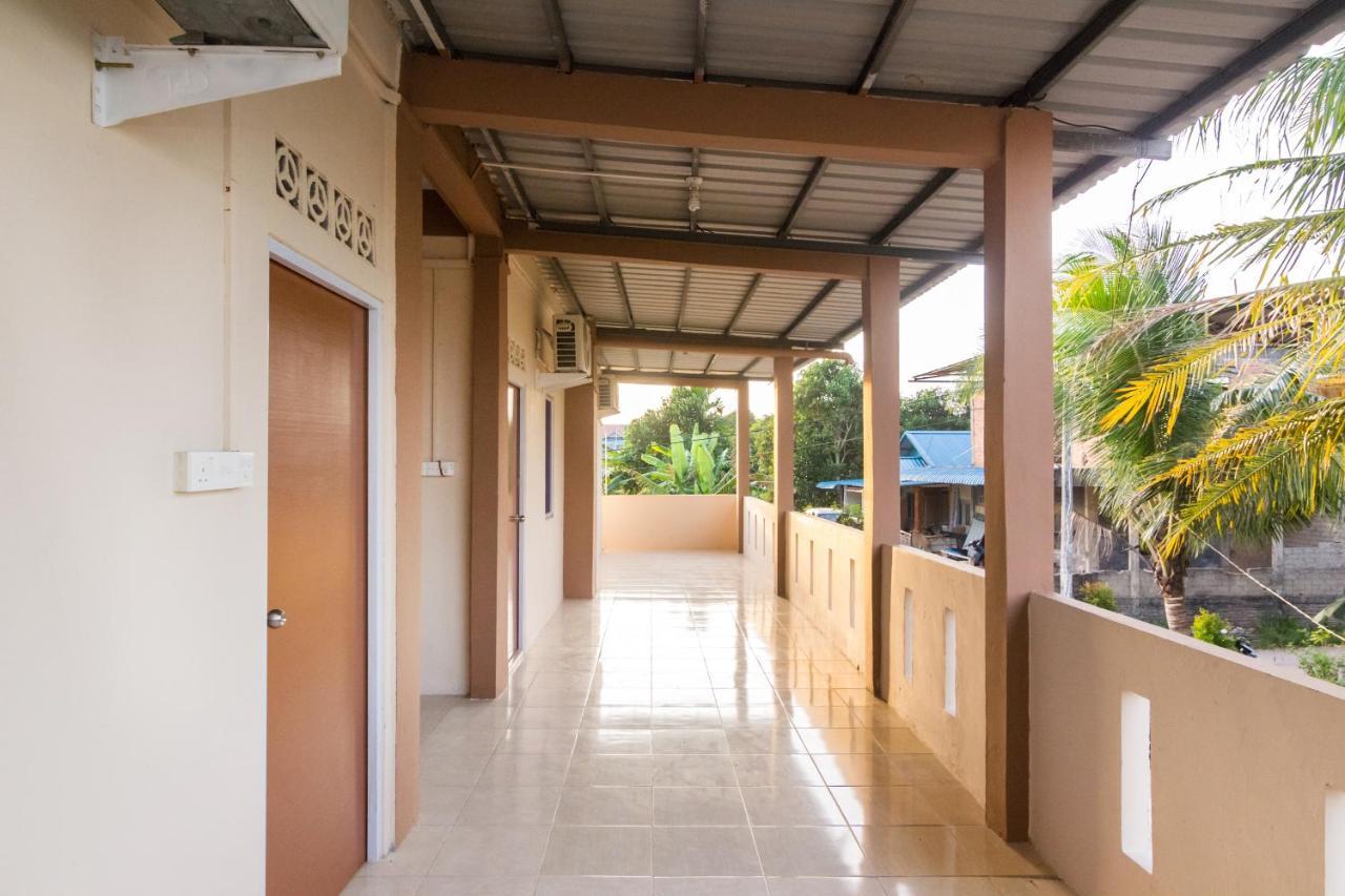 Oyo Life 2579 Kost Anggun 2